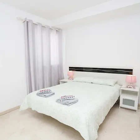 بيت للعطل Masvacation Hr, 4room, Terrace, Parking